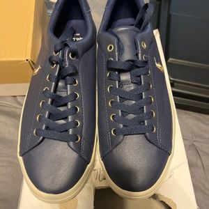 Men’s shoes